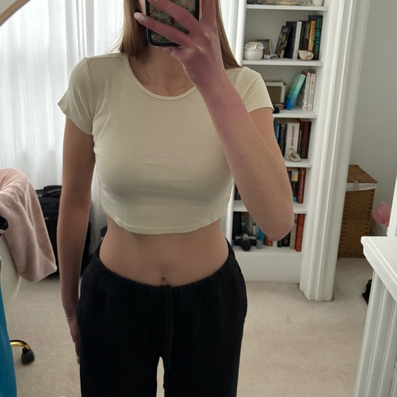 Brandy Melville Yellow Baby Tee - Picture 2 of 5